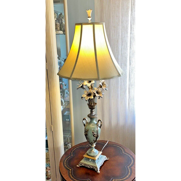 Antique Other - Antique French Victorian Art Deco Set Of 2 Hand Painted Lily Floral Lamps Works